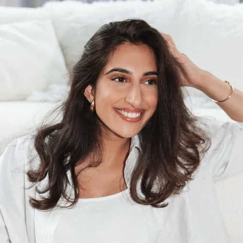 Portrait of Avni Barman, ambassador of the Le Centile x Apollo.io event